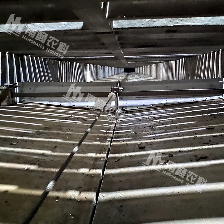 豬場刮糞機(jī)